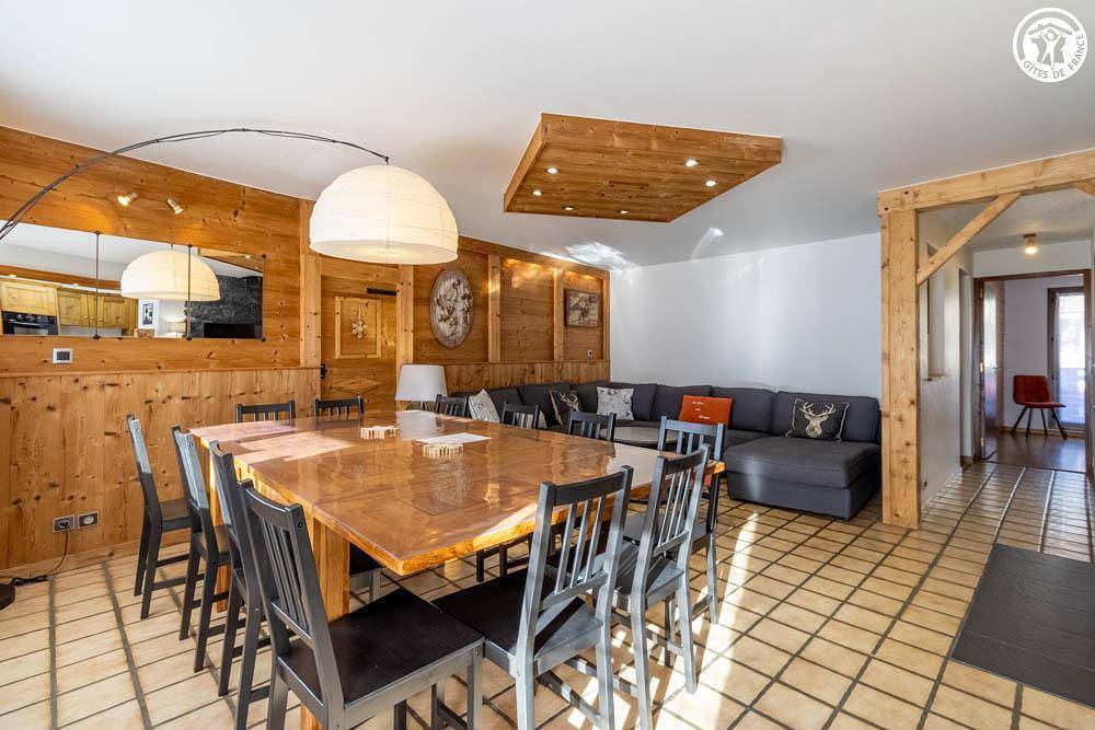 Retraite à la montagne : gîte avec terrasse et accès direct aux pistes de ski in Valmorel, Les Avanchers-Valmorel