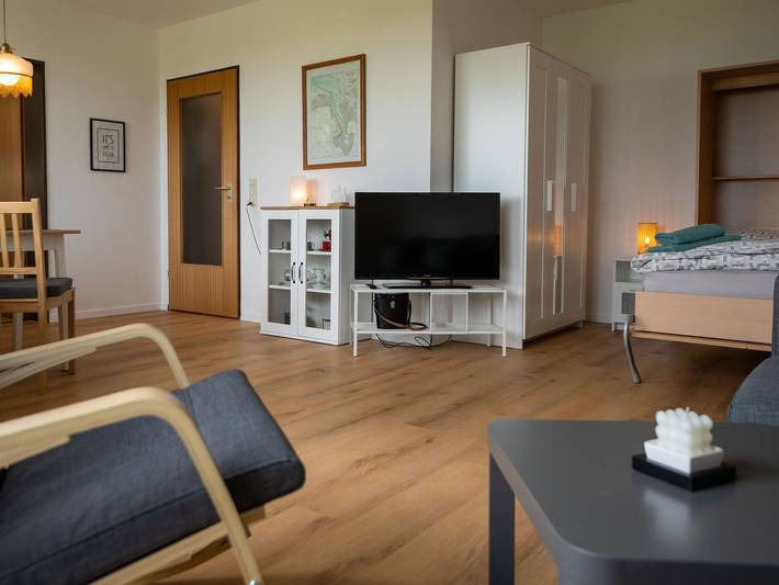Ganze Ferienwohnung, 213 Fewo Jadeglück - 213 Ferienwohnung Jadeglück mit Balkon, Meerblick , Lift in Südstrand (gebührenfrei), Wilhelmshaven