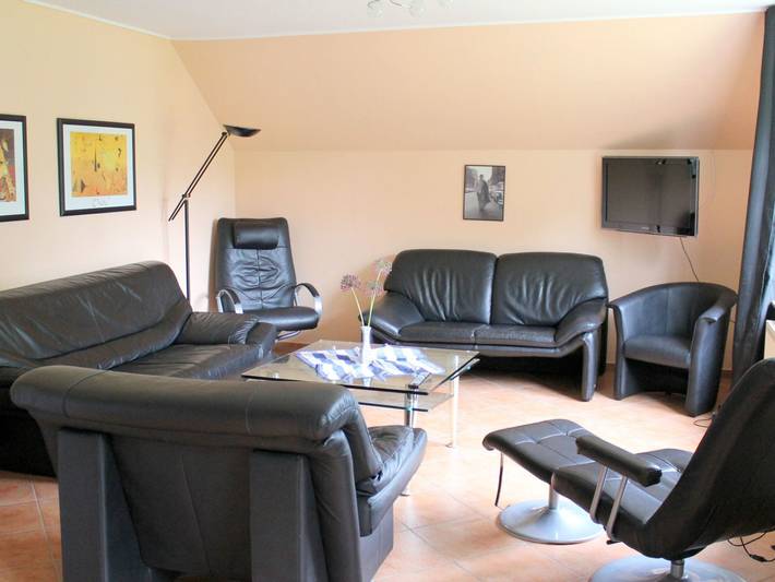 Ferienhaus für 13 Personen, mit Garten in Bensersiel - 3