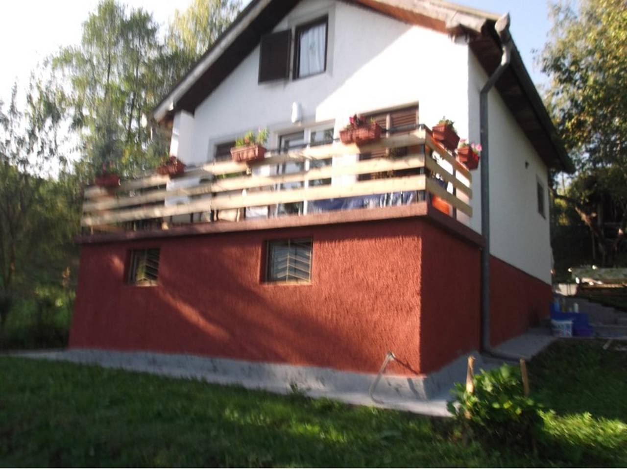 Gemütliches Haus in Jazvine mit Garten in Bosnien und Herzegowina