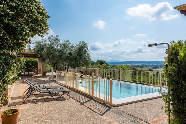 Casa rural para 6 personas, con jardín en Petra