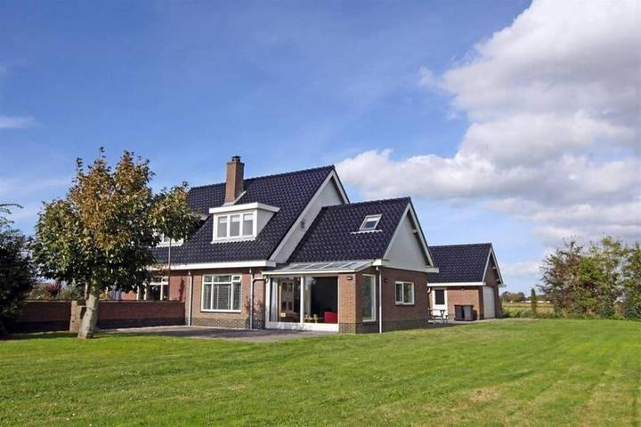 Villa voor 6 personen, met tuin en uitzicht, met huisdier op Texel
