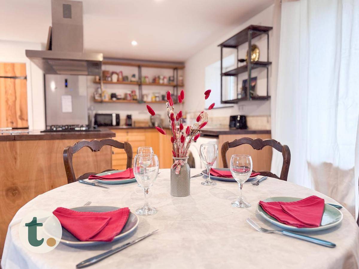 Two-Bedroom House in Les Epesses, Vallée de la Loire