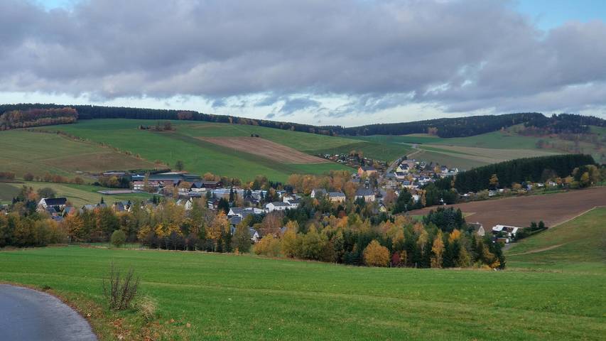 Ferienhaus für 7 Personen, mit Terrasse und Garten in Sehmatal - 2