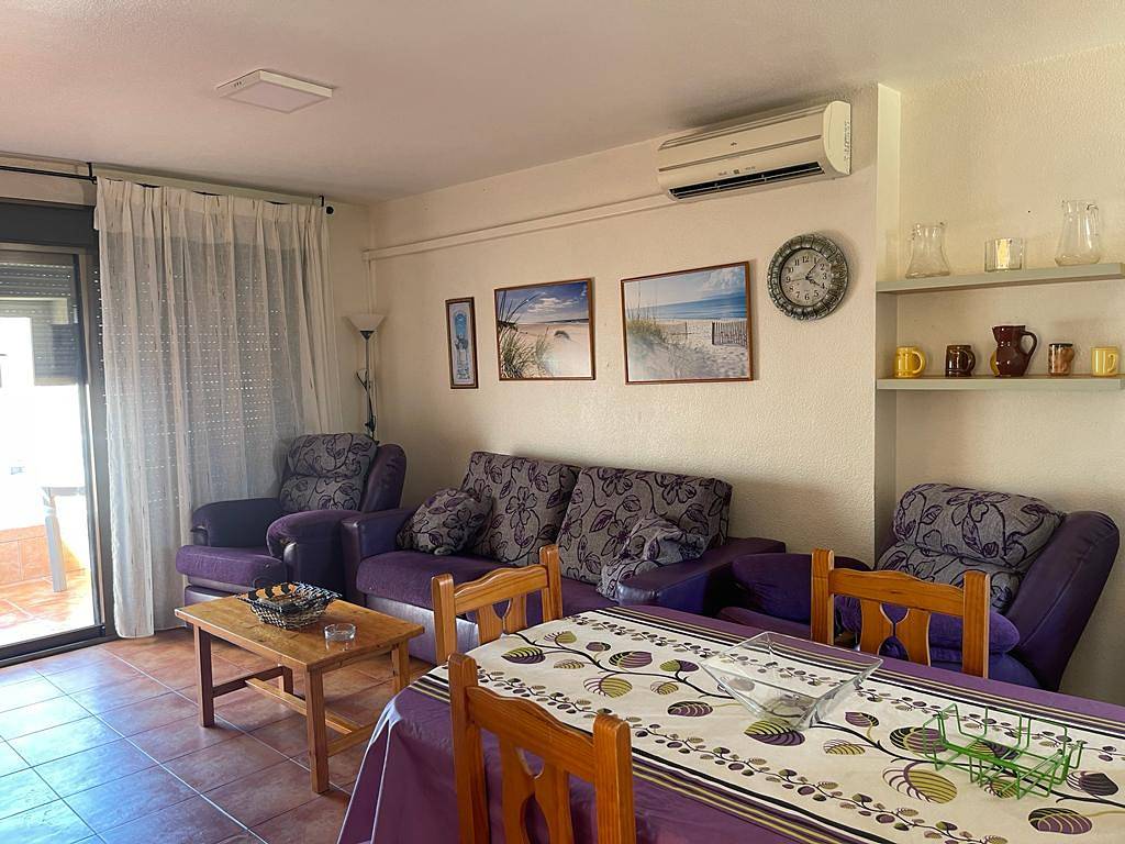 Apartamento entero, Apartamento vacacional "Roquemar Dreams 435" cerca de la playa con piscina compartida y Wi-Fi in Playa La Bajadilla, Roquetas de Mar
