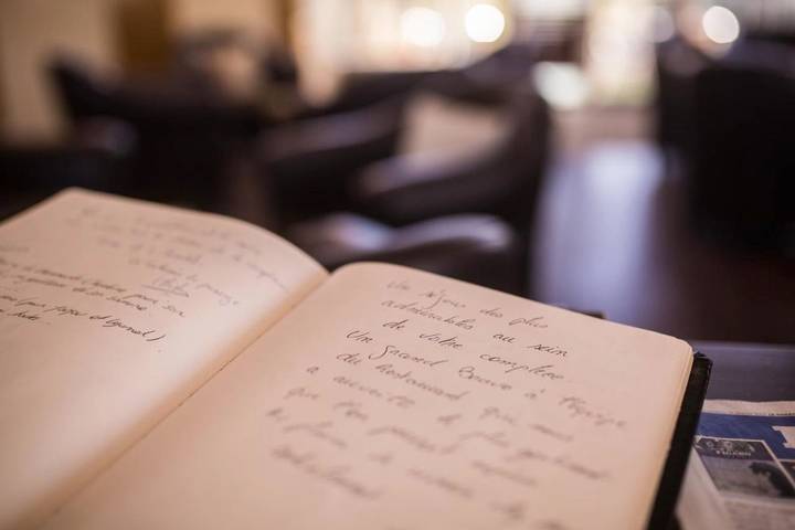 Hôtel pour 2 personnes, avec terrasse ainsi que vue et jardin, animaux acceptés à Luzarches - 4