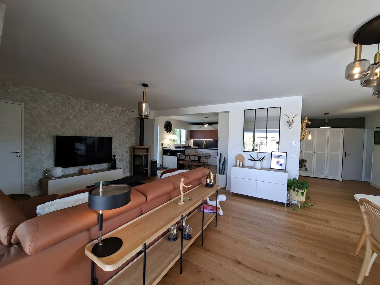 5-Room Villa with Pool and Terrace in Le Porge in Le Porge, Médoc Regional Natural Park