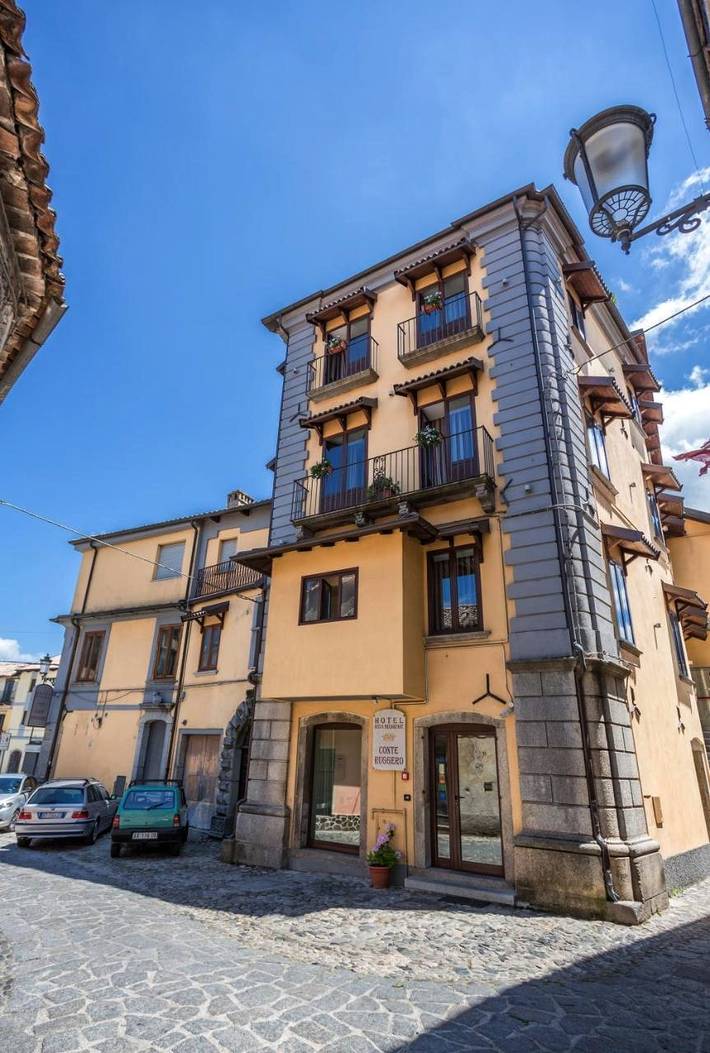 Hôtel pour 2 personnes, avec balcon et vue à Serra San Bruno
