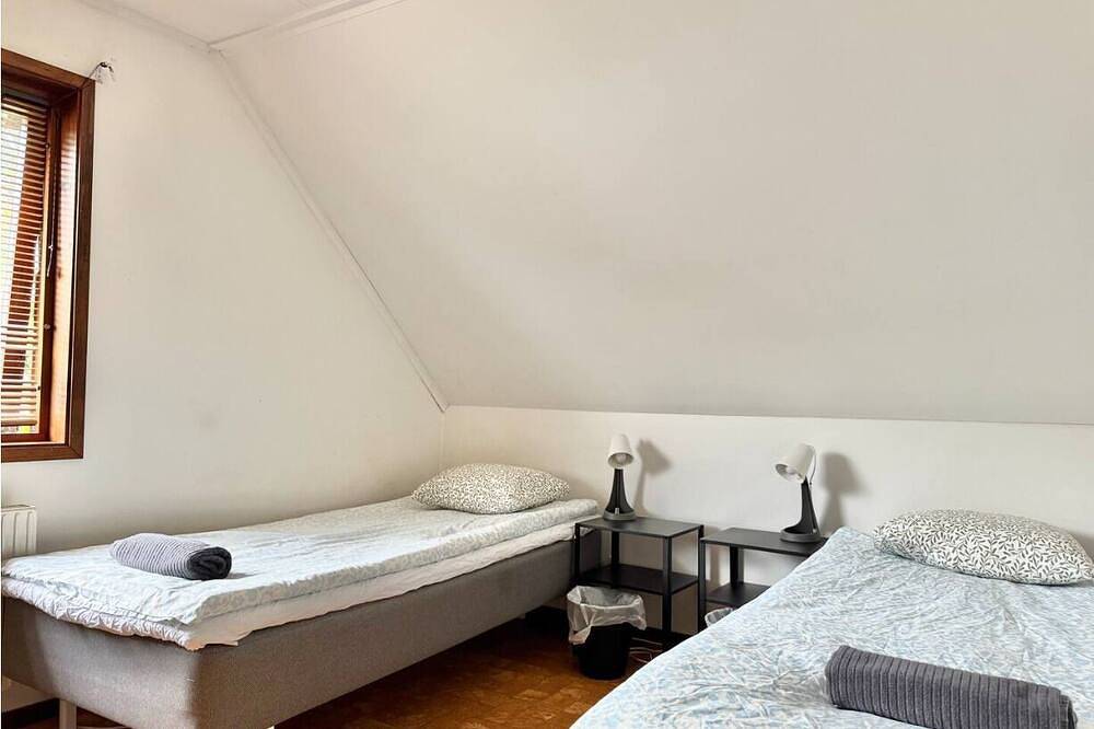 Ganze Wohnung, 12 Beds • For Workers - Volvo - Parking lot - All-inclusive in Göteborg, Västergötland