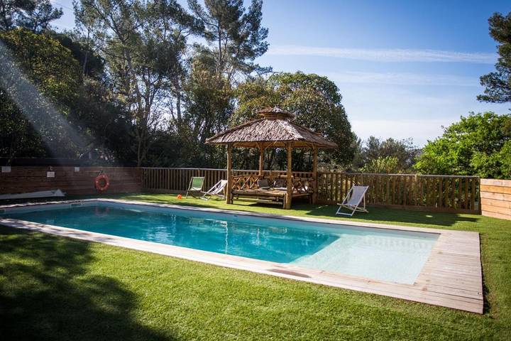 Location de vacances pour 5 personnes, avec terrasse et piscine à Aubagne - 4