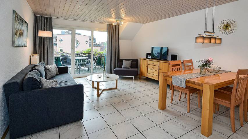 Ferienwohnung für 2 Personen, mit Garten und Seeblick in Bayern