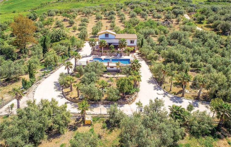 Spacious Apartment with Terrace, Pool & WiFi - Baños de Vilo in Periana, Cordillera Penibética