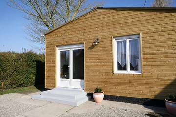 Gîte pour 4 personnes, avec terrasse et jardin à Ponthoile