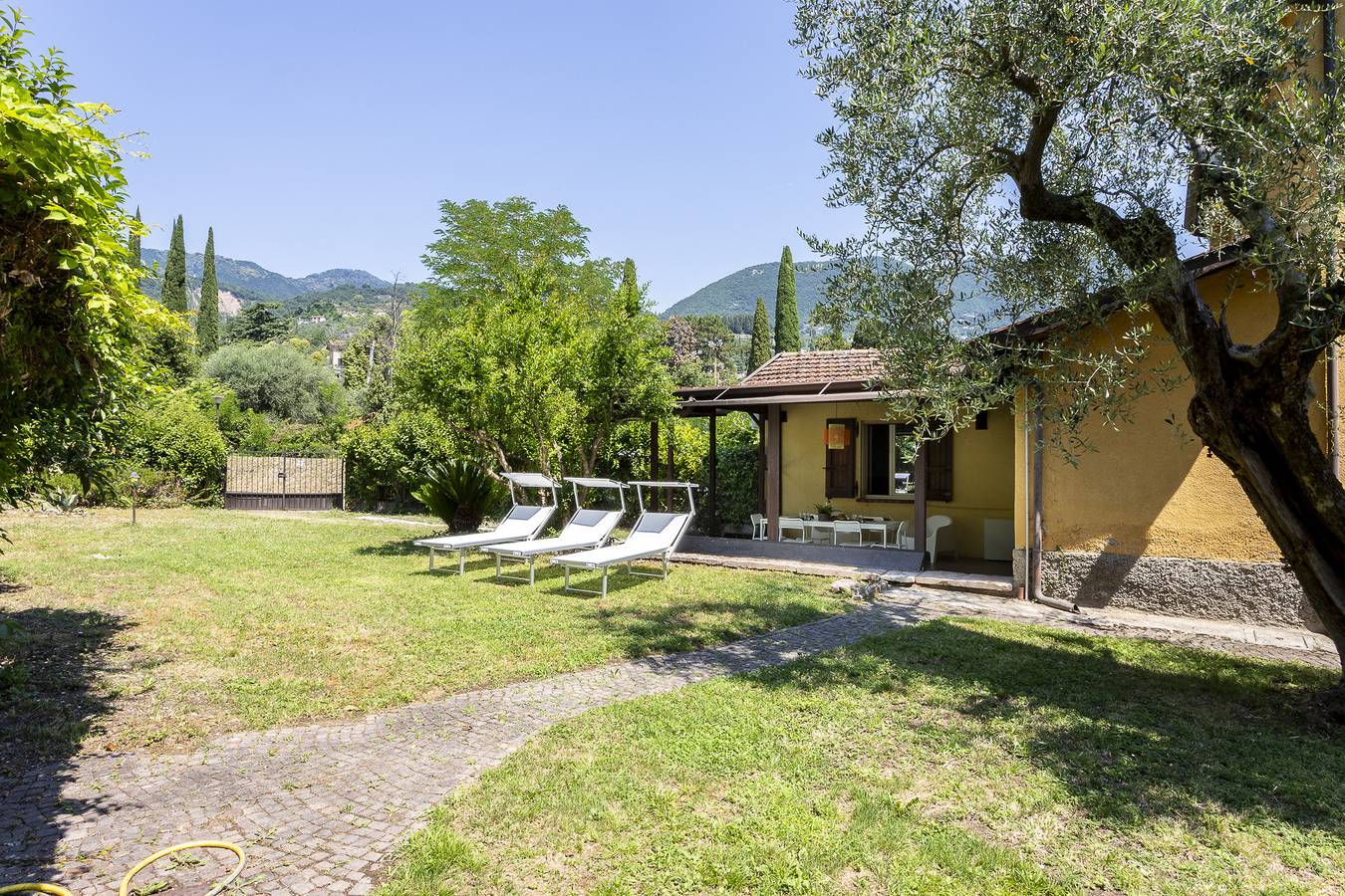 Villetta Paradiso by Garda Fewo in Spiaggia Rimbalzello (Salò), Saló
