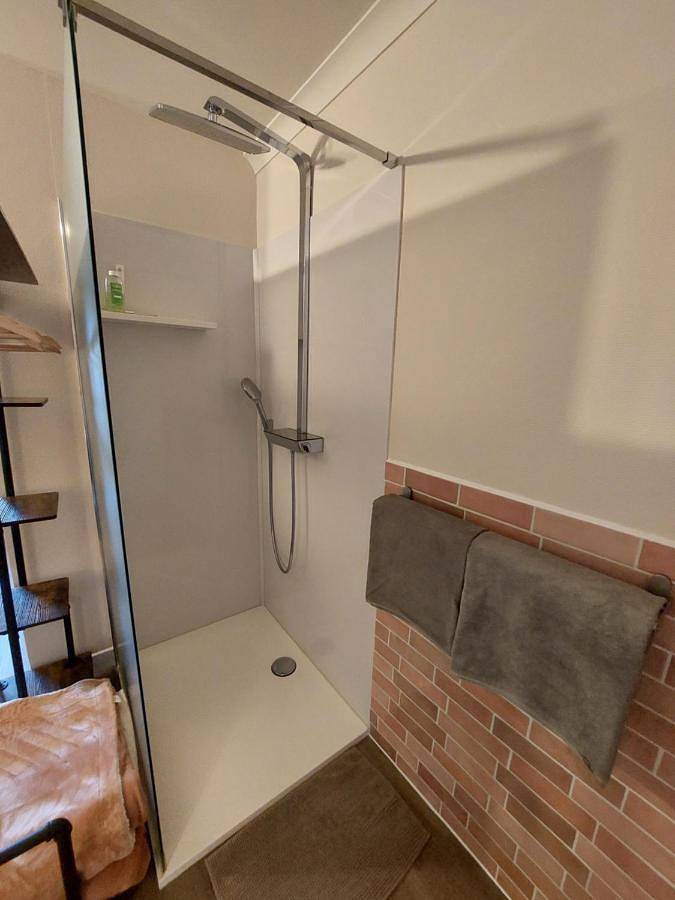 Chambre d’hôte pour 5 personnes, avec vue ainsi que jardin et terrasse, animaux acceptés dans Ardennes (Belgique) - 2