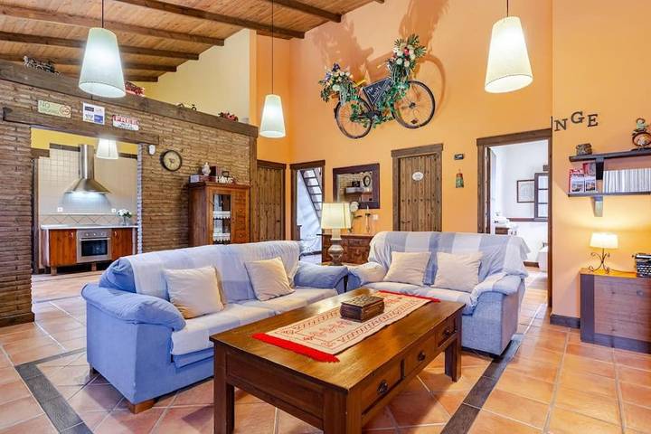 Casa rural para 6 personas, con piscina además de vistas y jardín en Casabermeja - 4