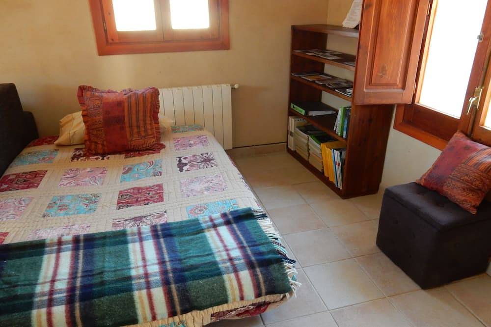 Apartamento entero, Mucha luz, mucho espacio, una gran vista sobre la montaña santa Montsant in Torroja, Priorat