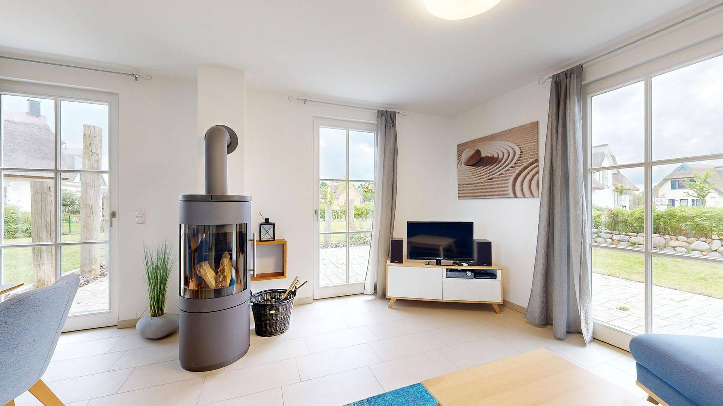 Reetdachhaus in ruhiger Lage mit Sauna, Kamin, super Preis-Leistungs-Verhältnis in Kramerhof, Stralsund Umland
