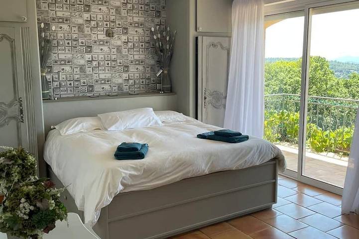 Villa pour 8 personnes, avec jardin, animaux acceptés à Montauroux - 3