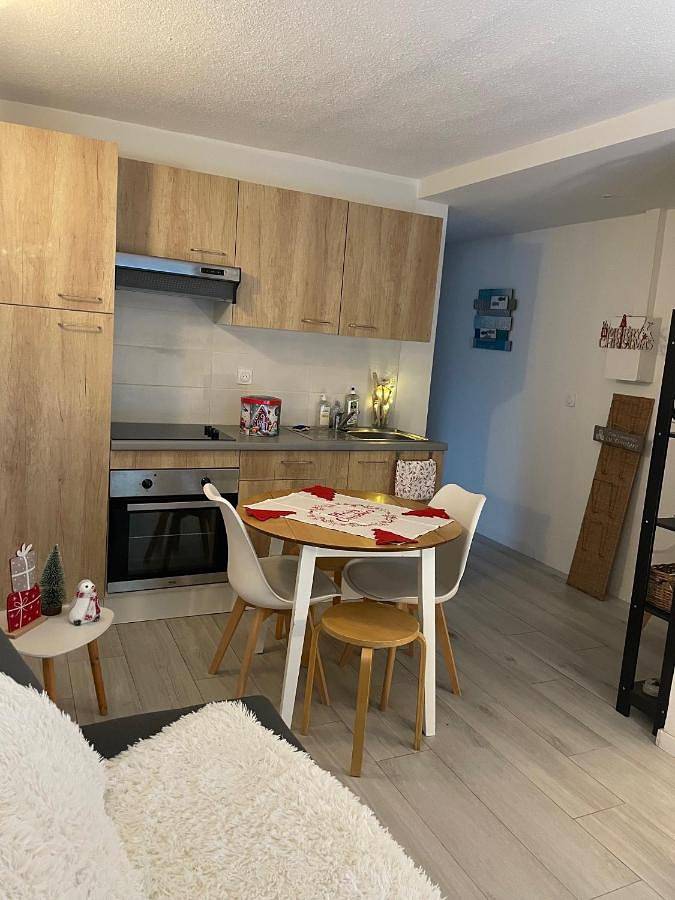 Gîte pour 4 personnes, avec jardin et terrasse dans La Grande Plage (La Ciotat) - 4