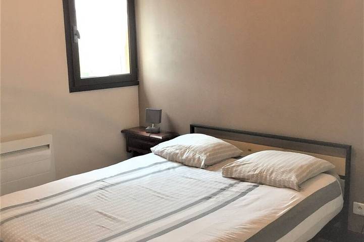 Location de vacances pour 8 personnes, avec jardin et terrasse dans Lac de Pareloup - 2