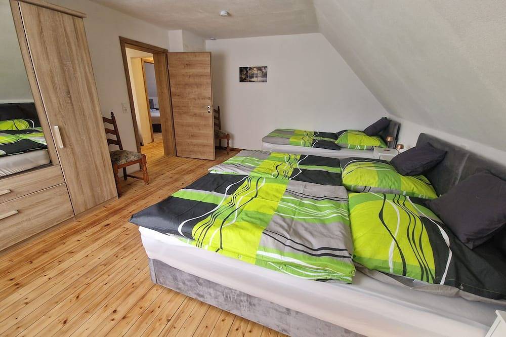 Großzügiges Ferienhaus mit Weitblick in Kall, Rureifel (Nordrhein-westfalen)