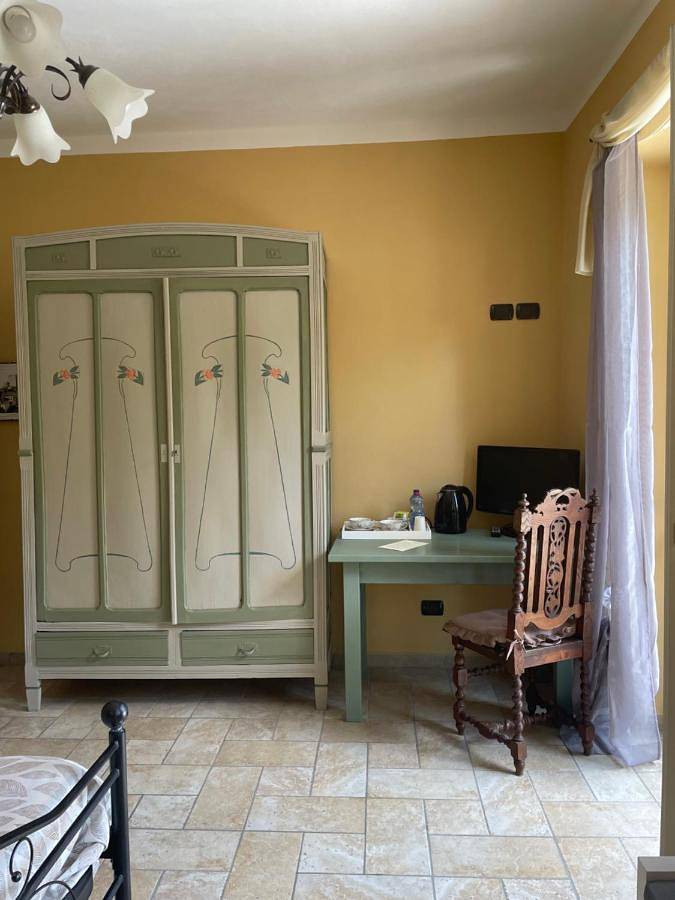 Agriturismo Cascina Anrì in Mango , Langhe