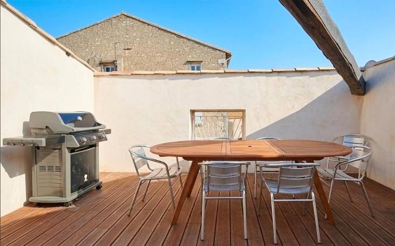 Location de vacances pour 10 personnes, avec Balcon et Terrasse à Lespignan