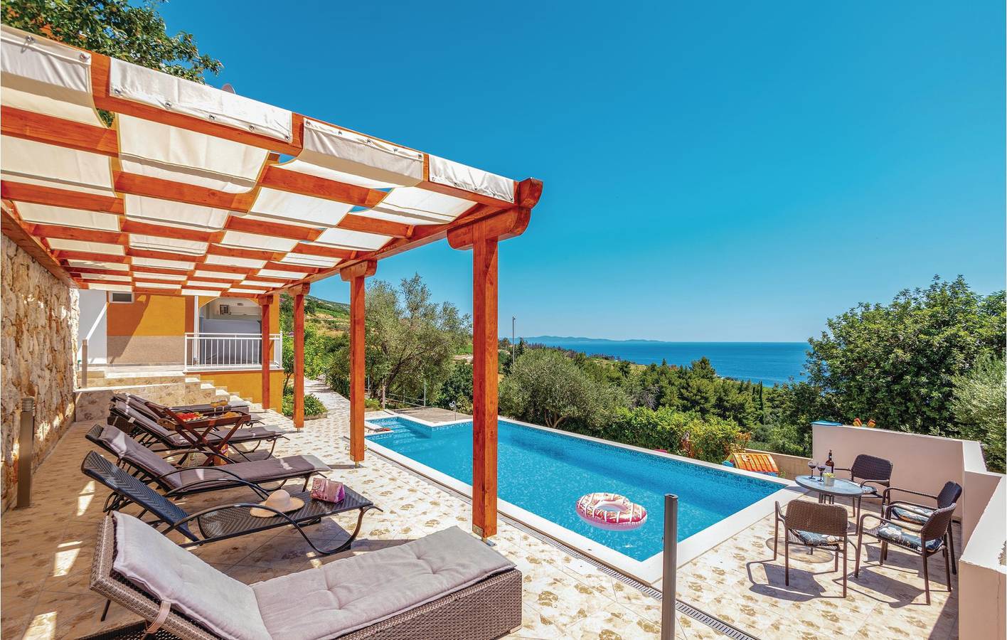 Ganze Ferienwohnung, Ferienwohnung für 6 Personen mit Terrasse in Orebic, Peljesac