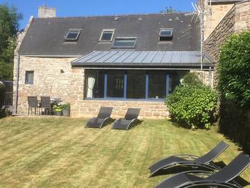 Gîte for 4 Guests in Locronan, Bretagne, Picture 1
