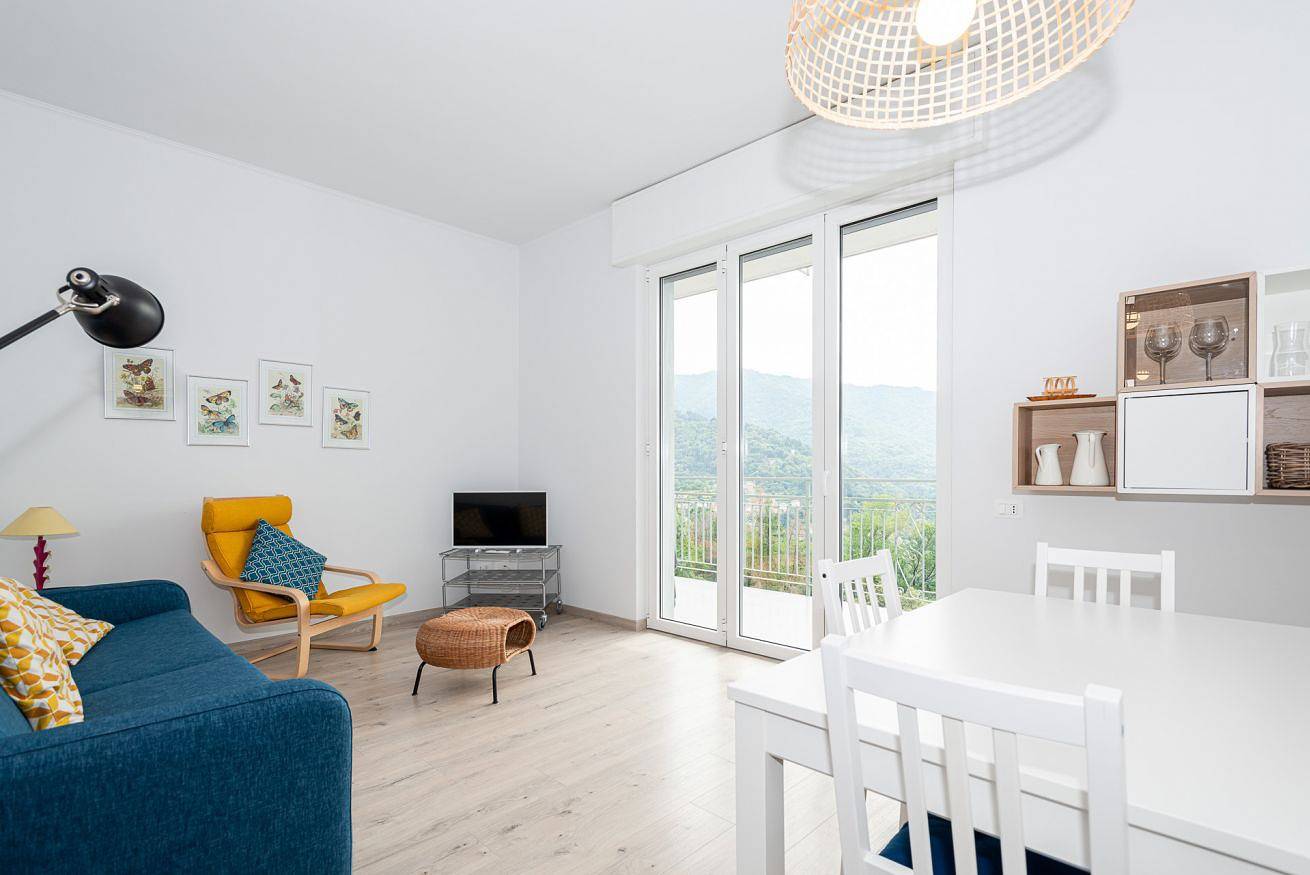 Hel lejlighed, Ferielejlighed for 2 personer med balkon/terrasse in Palanzo, Faggeto Lario