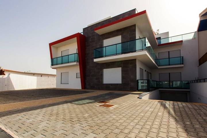 Apartamento de férias para 6 pessoas, com Varanda e Piscina e ainda Vista em Baleal