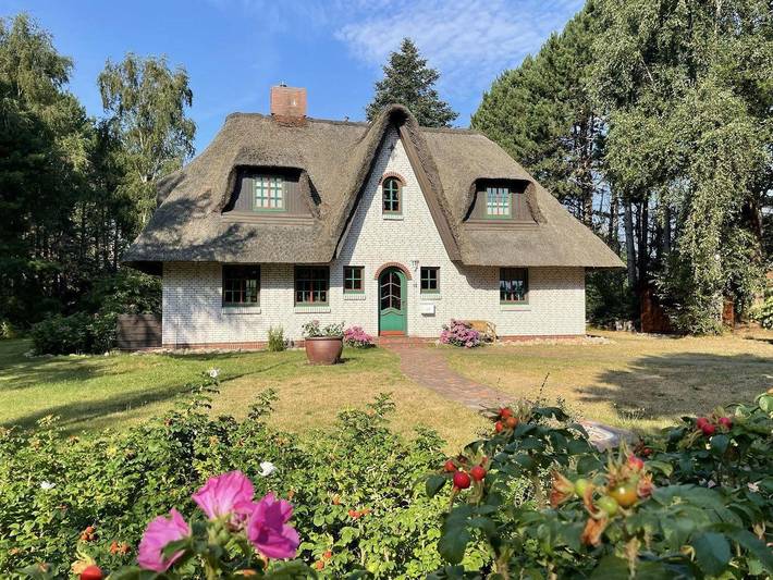 Ferienhaus für 6 Personen, mit Terrasse und Garten - 1