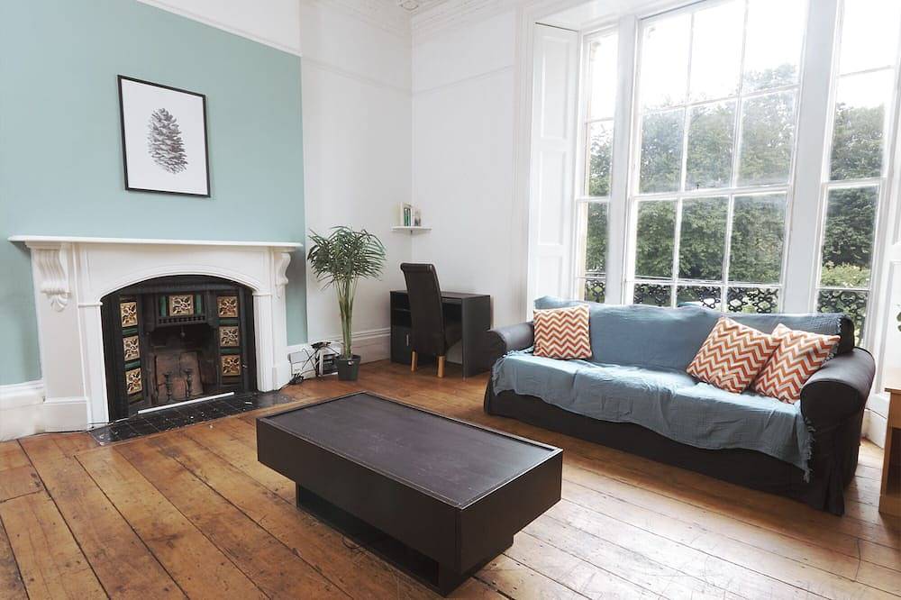Groß-Doppelzimmer-Gemeinsames Badezimmer in Bristol, Südwestengland
