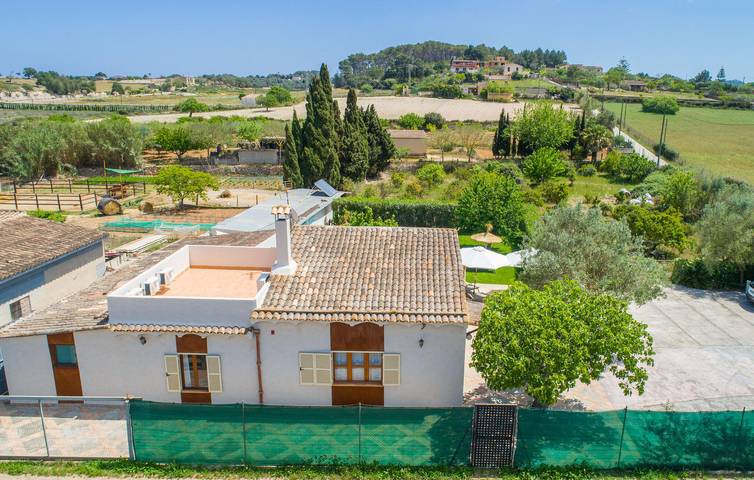 Manacor Terraza Apartamento con Piscina y Grill in Manacor, Mallorca Este
