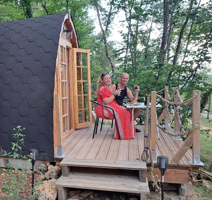 Camping pour 2 personnes, avec Terrasse ainsi que Jardin et Vue