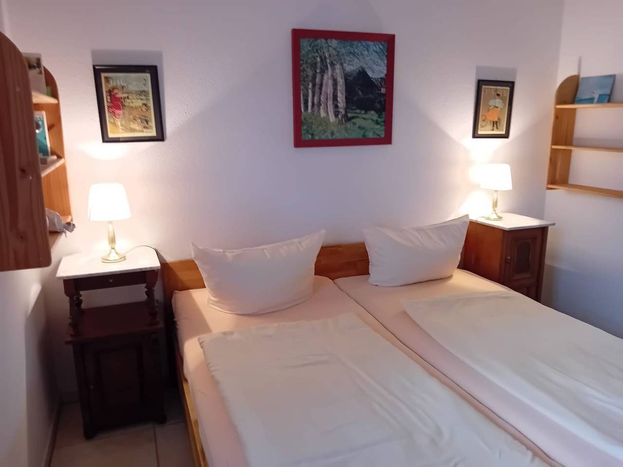 Ganze Wohnung, Eine ruhige und lichtdurchflutete Ferienwohnung im Erdgeschoss in Wustrow, Fischland