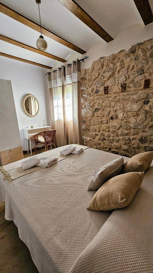 Casa completa "la pariera" in El Cerezo, Santiago-Pontones