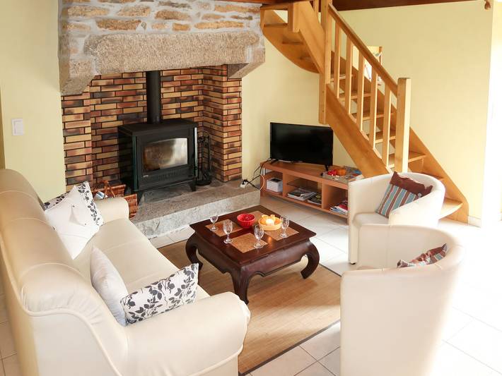 Location de vacances pour 6 personnes, avec jardin et terrasse à Ploumilliau - 4