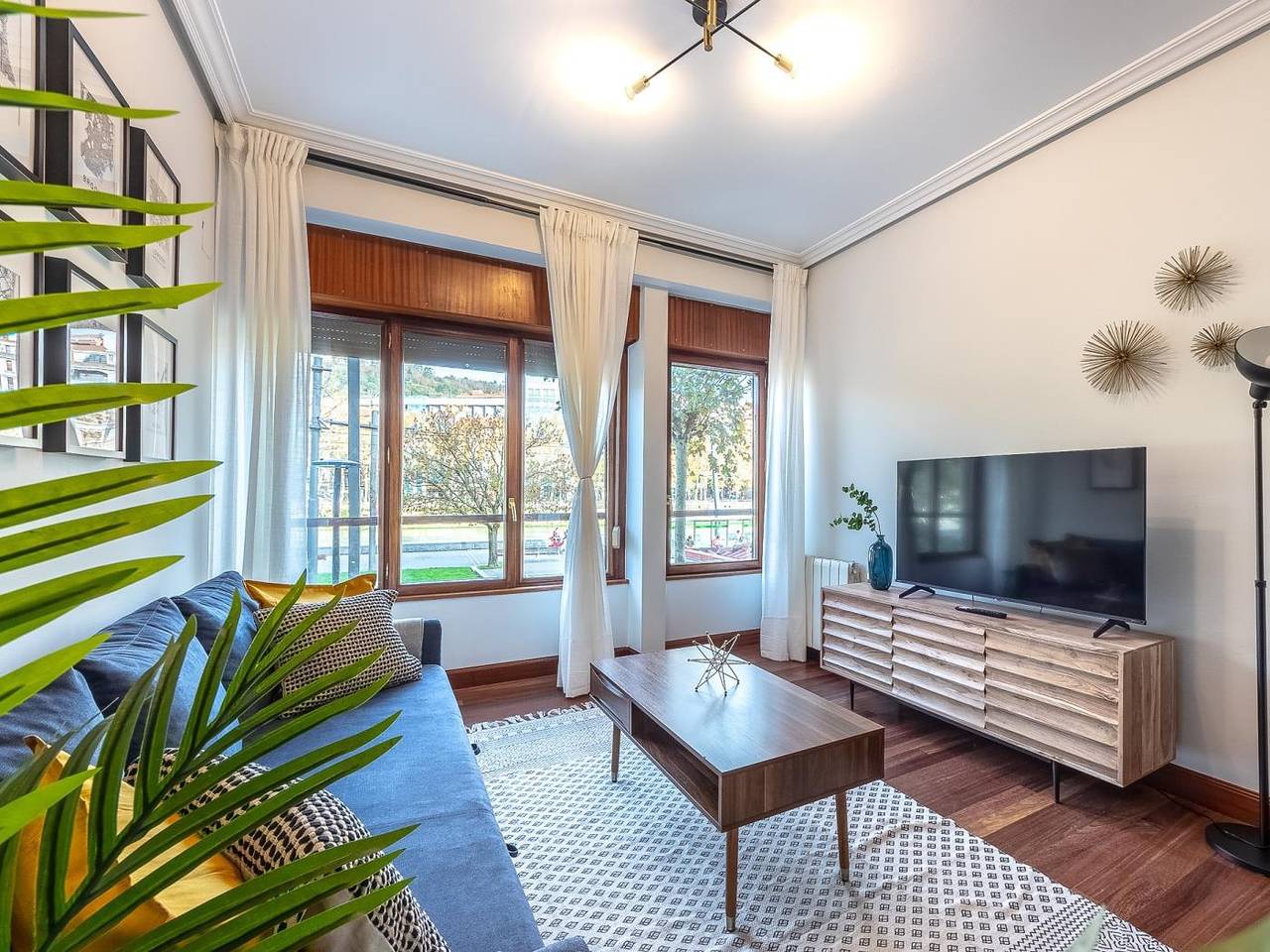 Entire holiday apartment, Modern and cozy in the heart of Bilbao in Bilbao, Bizkaia