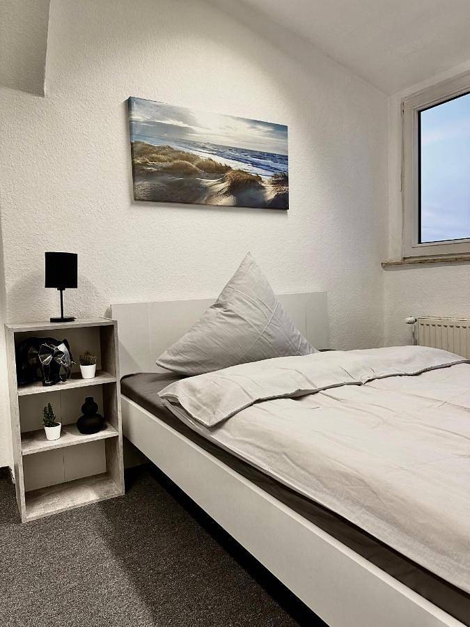Ganze Wohnung, Ferienwohnung Flaming House Bitterfeld in Bitterfeld, Bitterfeld-Wolfen