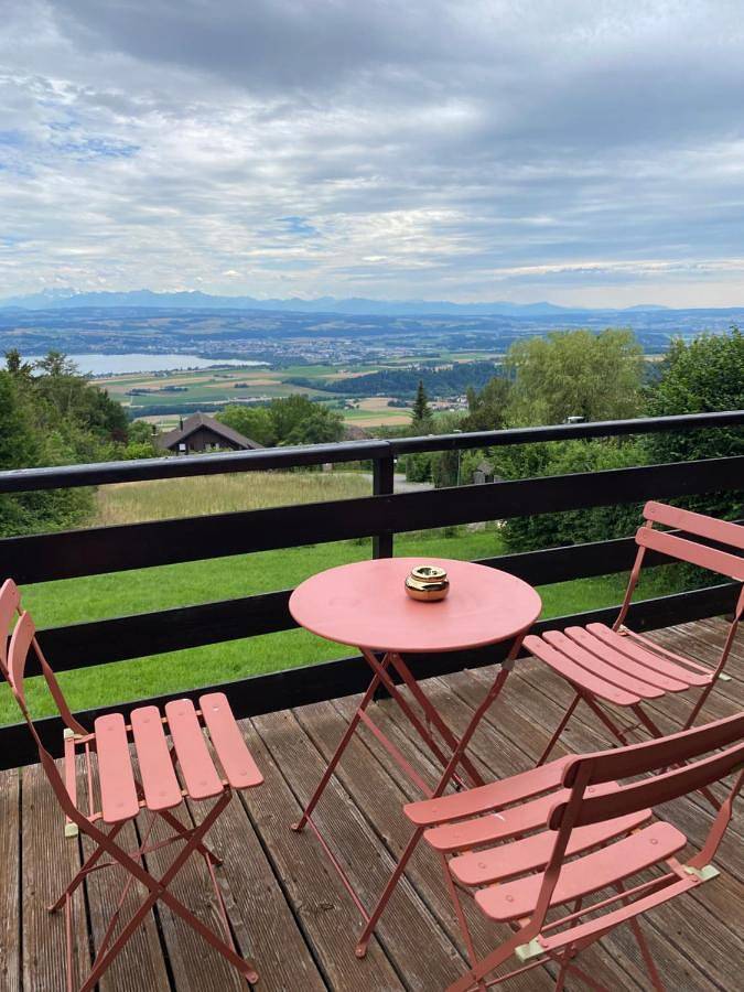 Chalet für 10 Personen, mit Garten und Seeblick sowie Ausblick, mit Haustier - 1