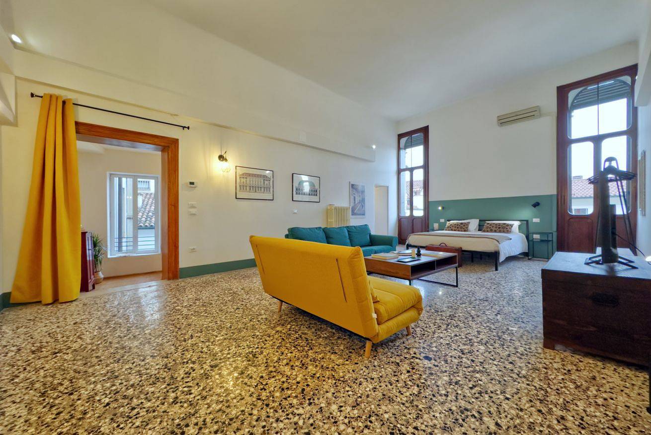 Appartement entier, Piazza dei Signori Central & Cozy Loft! in Vicenza, Province de Vicenza