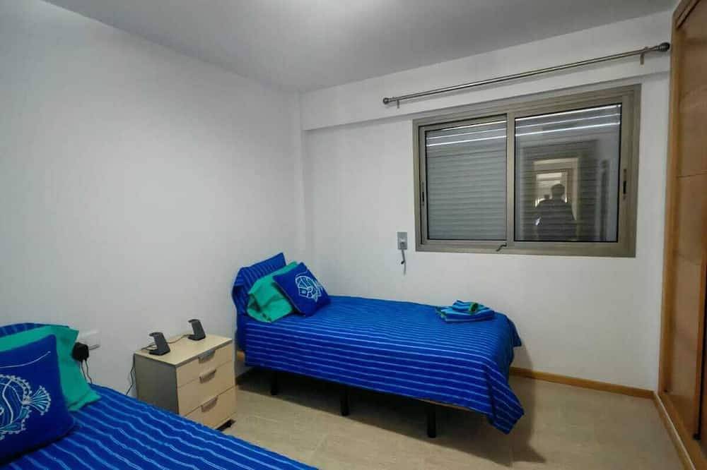 Apartamento entero, Magnífico apartamento de 2 dormitorios en la hermosa zona de Santa Eulalia Ibizia in Santa Eulària des Riu, Ibiza Este