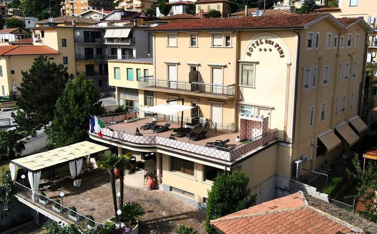Hôtel pour 4 personnes, avec vue et jardin, animaux acceptés