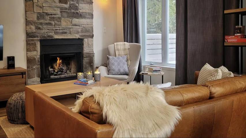 Location de vacances pour 6 personnes, avec piscine et terrasse, animaux acceptés dans Mont-Tremblant