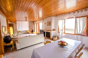 Casa Rural para 9 Personas en San Cipriano de Vallalta, Maresme, Foto 3