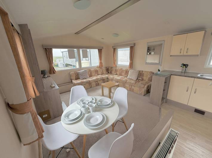 Bungalow for 8 people, with pets in Essex