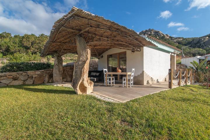 Guesthouse for 2 people, with garden in Sardinia
