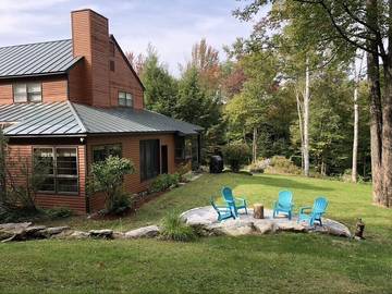 Vacation Home for 12 Guests in Killington, Vermont, Picture 4